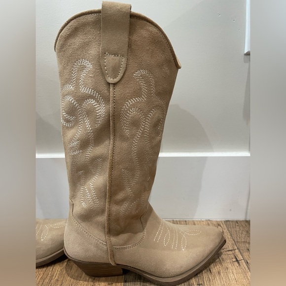 Steve Madden Windie Cowboy Boots - Picture 2 of 5
